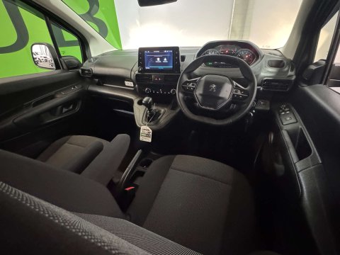 Peugeot Partner 1.5 Partner Professional Premium+ BHDi 16