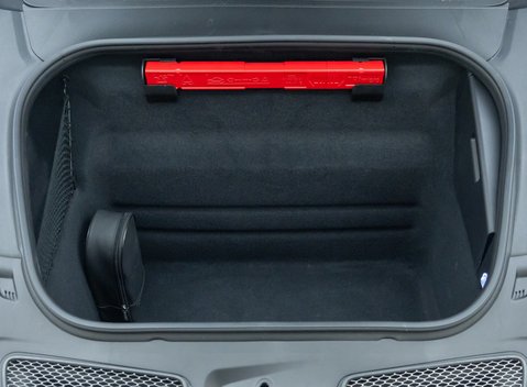 Porsche 911 GT3 TOURING (992) 40