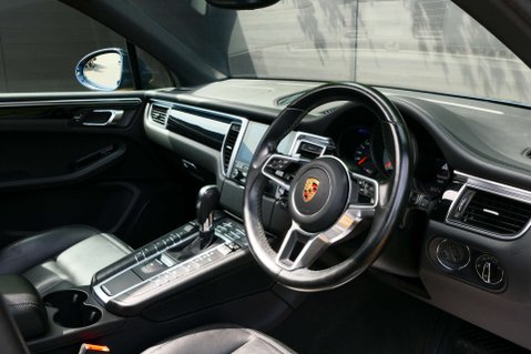 Porsche Macan 3.0 Macan S D Semi-Auto 4WD 5dr 21