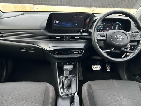 Hyundai BAYON T-GDI PREMIUM DCT MHEV 10