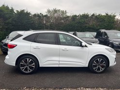 Ford Kuga 2.5 Duratec 14.4kWh ST-Line X Edition CVT Euro 6 (s/s) 5dr 7