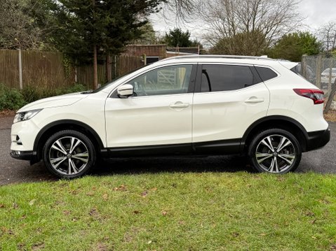 Nissan Qashqai N-CONNECTA DIG-T 7
