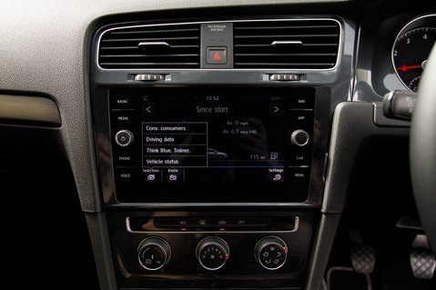 Volkswagen Golf MATCH TSI 23
