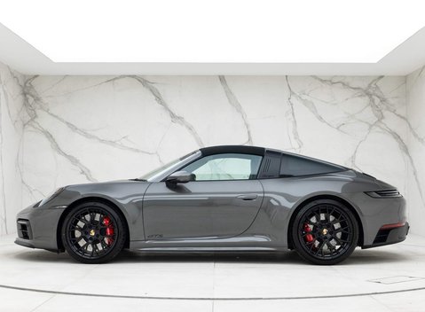 Porsche 911 Targa 4 GTS (992) 4