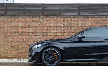 Mercedes-Benz C63 S Premium Plus 24