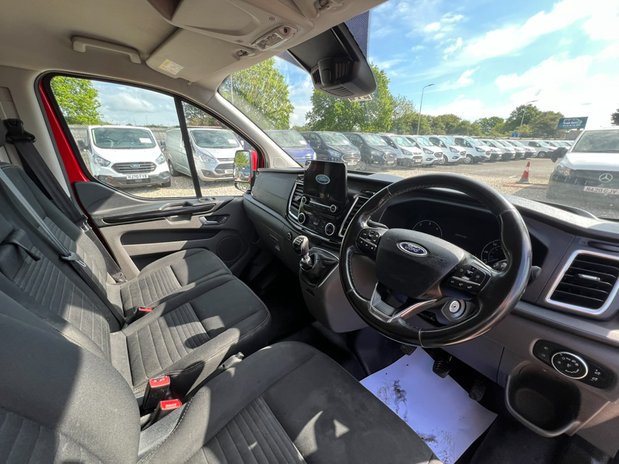 Ford Transit Custom SWB L1H1 (SOLD) Limited 300 Air Con Alloys Sensors EURO 6 27