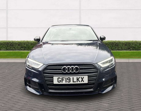 Audi A3 1.5 A3 Sportback 35 TFSI Black Edition Semi-Auto 5dr 8
