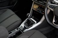 Volkswagen T-Roc LIFE TSI 33