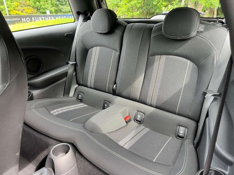 Mini Hatch 1.5 Cooper Sport 3dr 44
