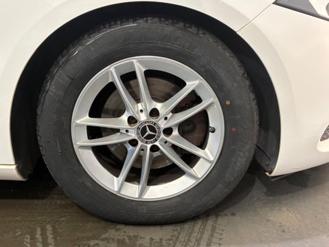 Mercedes-Benz A Class 1.5 A180d SE 7G-DCT Euro 6 (s/s) 5dr 35