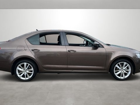 Skoda Octavia 1.5 TSI SE L 5dr 10