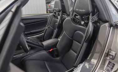 Porsche 918 Spyder 14