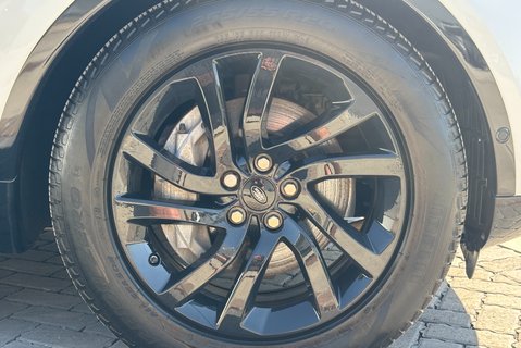Land Rover Discovery SD6 306 Commercial HSE 33