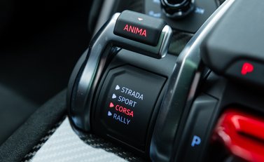 Lamborghini Urus Performante 26