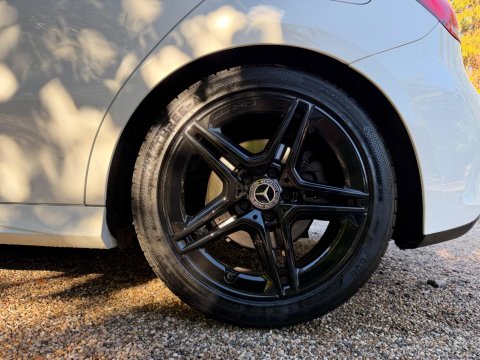 Mercedes-Benz A Class 1.3 A200 AMG Line 7G-DCT Euro 6 (s/s) 5dr 27