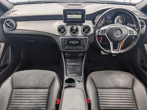 Mercedes-Benz GLA GLA200 CDI AMG Line 16