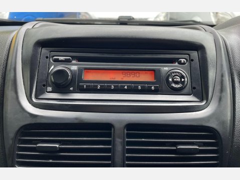 Vauxhall Combo 1.6 Turbo D 2000 Edition Panel Van 4dr Diesel Manual L1 H1 Euro 6 (75 ps) 30