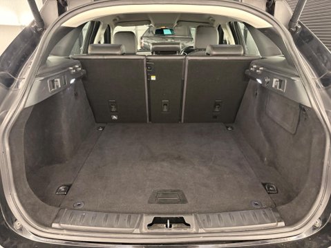 Jaguar F-Pace 2.0 D180 Prestige SUV 5dr Diesel Auto AWD Euro 6 (s/s) (180 ps) 34