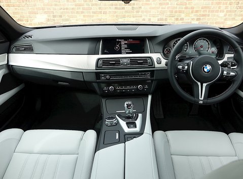 BMW M5 12