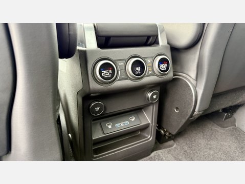 Land Rover Discovery SDV6 HSE LUXURY 40