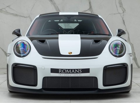 Porsche 911 GT2 RS (991) 26