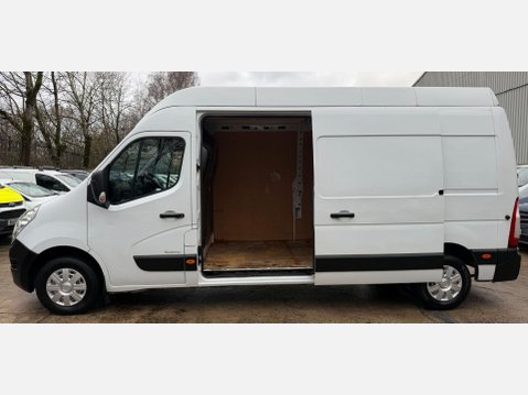 Renault Master 2.3 dCi ENERGY 35 Business Panel Van 5dr Diesel Manual FWD LWB High Roof Eu 19