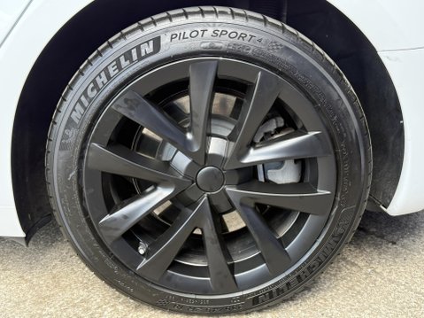 Tesla Model 3 Saloon 4dr Electric Auto RWD (241 bhp) 16