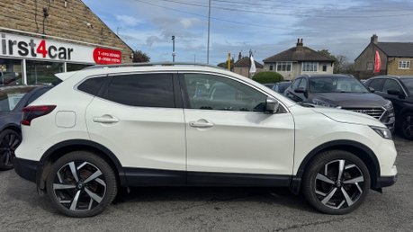 Nissan Qashqai DCI TEKNA PLUS 6