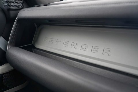 Land Rover Defender 110 3.0 D250 XS EDITION 15