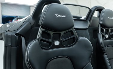 Porsche 718 SPYDER 18