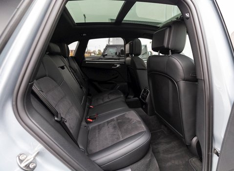 Porsche Macan GTS 16