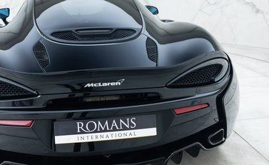 McLaren 570 GT MSO Black Collection 35
