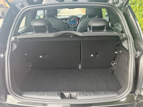 Mini Hatch Cooper SE 32.6kWh Level 3 Hatchback 3dr Electric Auto (184 ps) 8