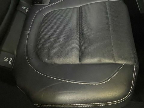 Jaguar F-Pace 2.0 F-PACE R-Sport AWD D Auto 4WD 5dr 30