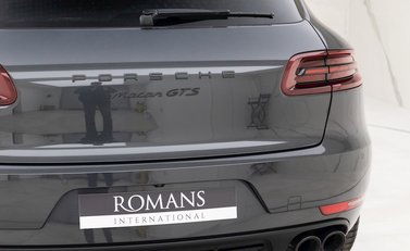Porsche Macan GTS 25
