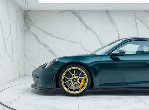 Porsche 911 GT3 TOURING (992.2) 34
