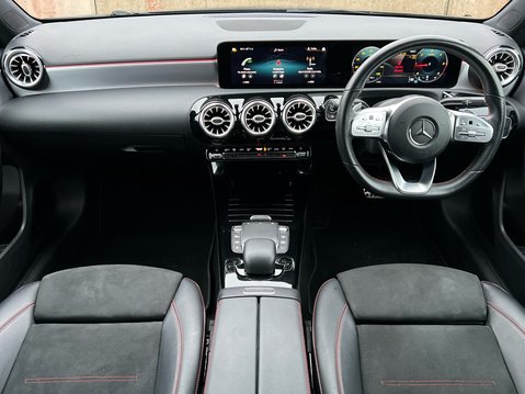 Mercedes-Benz A Class A 200 D AMG LINE PREMIUM 10