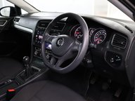 Volkswagen Golf S TSI 36