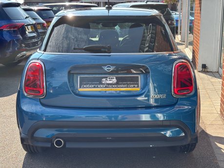 Mini Hatch 1.5 Cooper Exclusive Hatchback 5dr Petrol Steptronic Euro 6 (s/s) (136 ps) 13