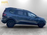 Dacia Jogger 1.0 TCe Extreme SE MPV 5dr Petrol Manual Euro 6 (s/s) (110 ps) 8