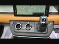 Land Rover Defender X-DYNAMIC HSE MHEV 52