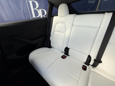 Tesla Model Y (Dual Motor) Long Range SUV 5dr Electric Auto 4WDE (384 bhp) 27