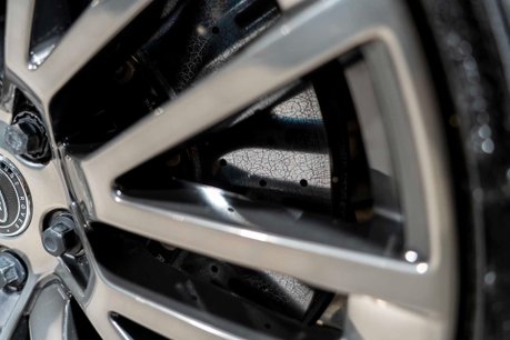 Land Rover Range Rover Sport SV EDITION ONE. FULL SATIN PPF. CARBON CERAMIC BRAKES. SLIDING PANO ROOF. 14