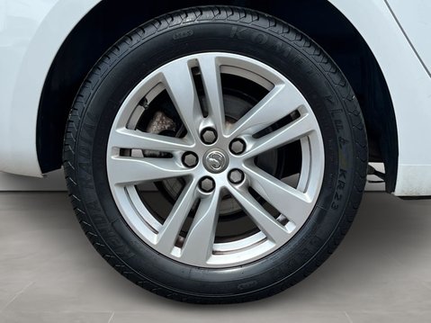 Vauxhall Astra 1.0T 12V ecoFLEX Design 5dr 11