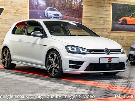 Volkswagen Golf 2.0 Golf R 4WD 3dr 5
