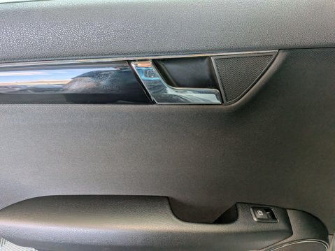 Mercedes-Benz C Class 2.1 C220 CDI SE Auto Euro 4 5dr 22