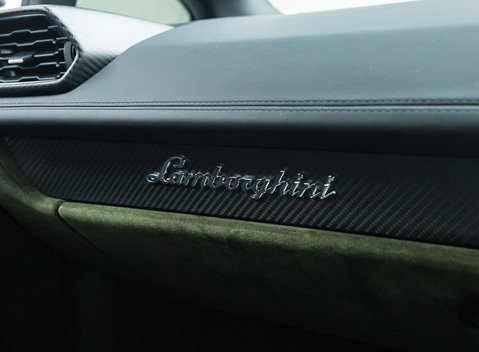 Lamborghini Huracan Sterrato 22