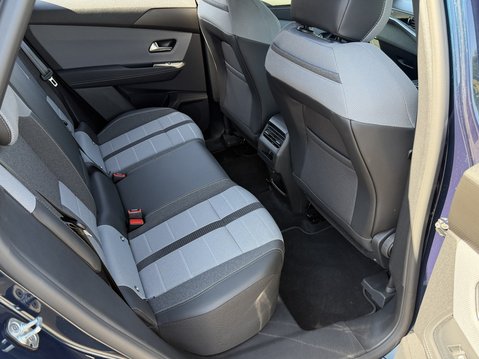 Vauxhall Grandland 1.2 Hybrid [136] GS 5dr e-DCT6 36