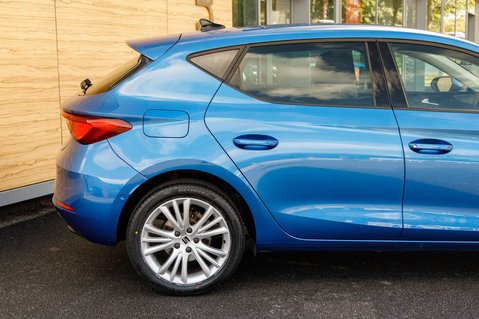 SEAT Leon ETSI SE DYNAMIC DSG MHEV 7