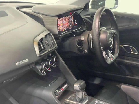 Audi R8 5.2 FSI V10 Plus S Tronic quattro Euro 6 (s/s) 2dr 46